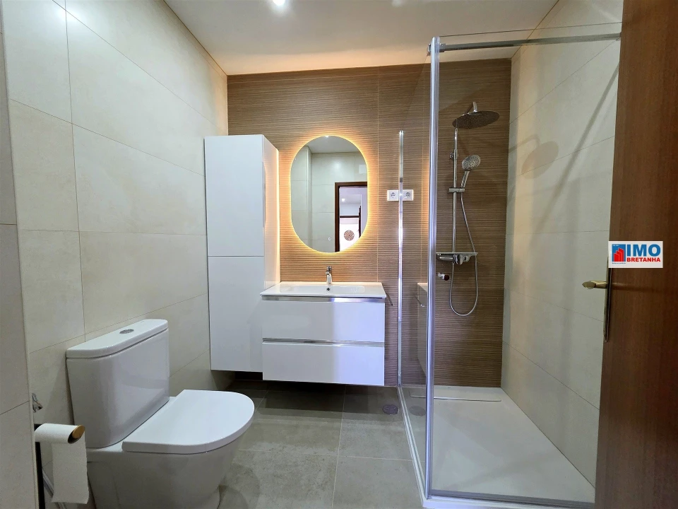 Apartamento T2 para Arrendamento em Castelo Branco Foto 17