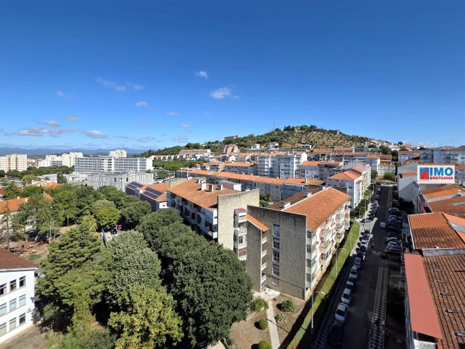 Apartamento T2 para Arrendamento em Castelo Branco Foto 11