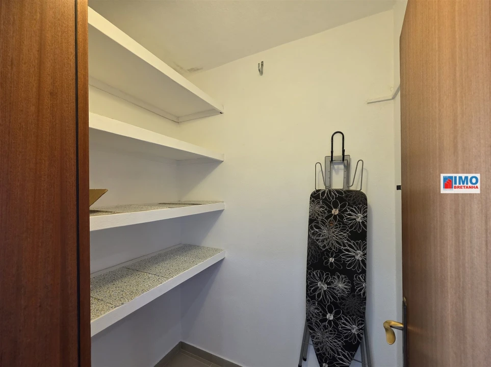 Apartamento T2 para Arrendamento em Castelo Branco Foto 13