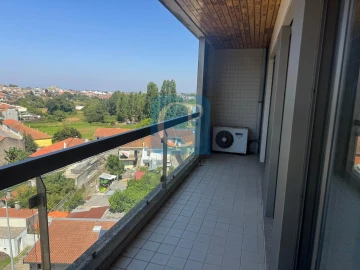 Apartamento T1 para Arrendamento em São Mamede de Infesta e Senhora da Hora