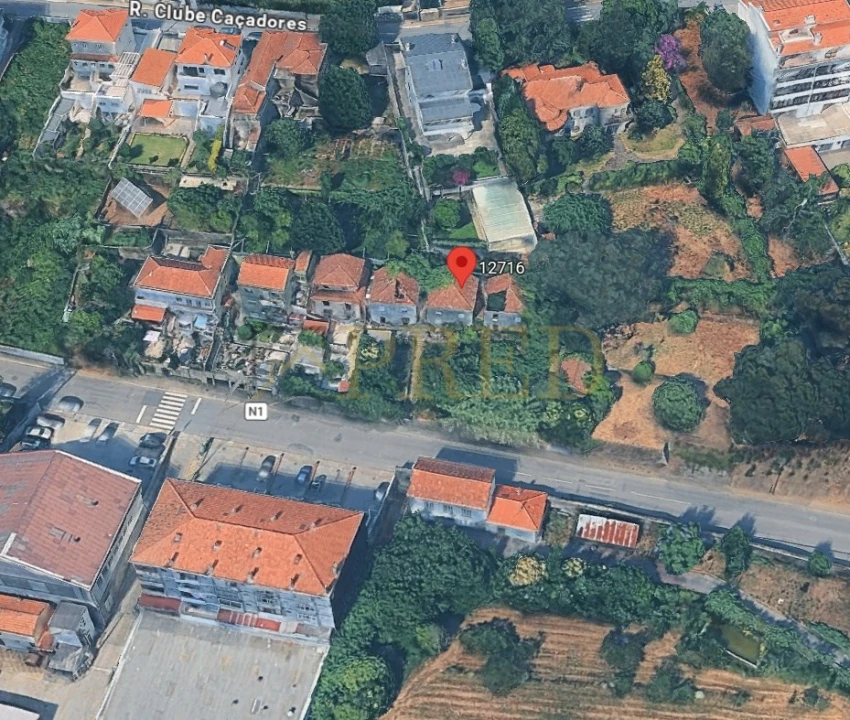 Terreno para Venda em Mafamude e Vilar do Paraíso Foto 1