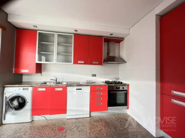 Apartamento T2 para Arrendamento em Viseu
