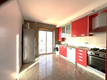 Apartamento T2 para Arrendamento em Viseu