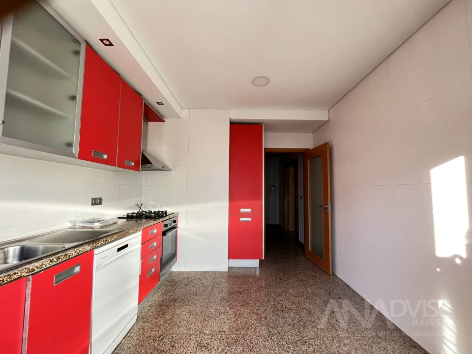 Apartamento T2 para Arrendamento em Viseu Foto 1