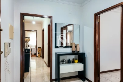 Apartamento T3 para Venda em Vila Verde e Barbudo