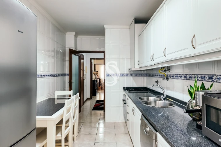 Apartamento T3 para Venda em Vila Verde e Barbudo Foto 11