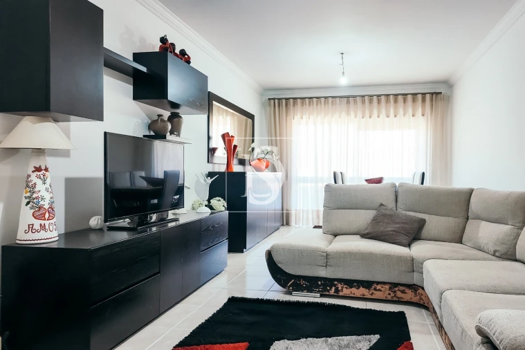Apartamento T3 para Venda em Vila Verde e Barbudo Foto 2