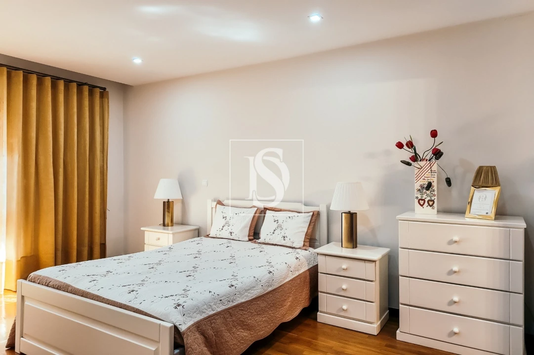 Apartamento T3 para Venda em Vila Verde e Barbudo Foto 20