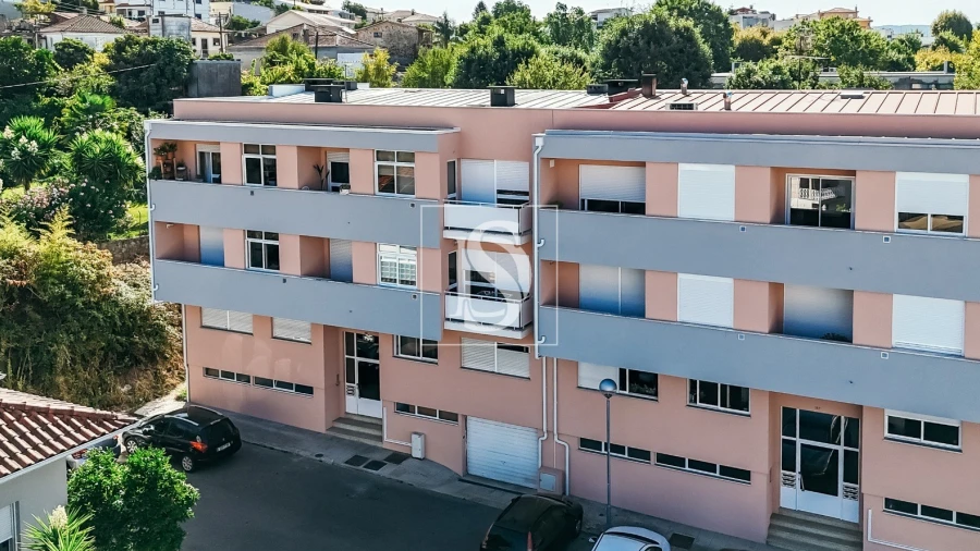 Apartamento T3 para Venda em Vila Verde e Barbudo