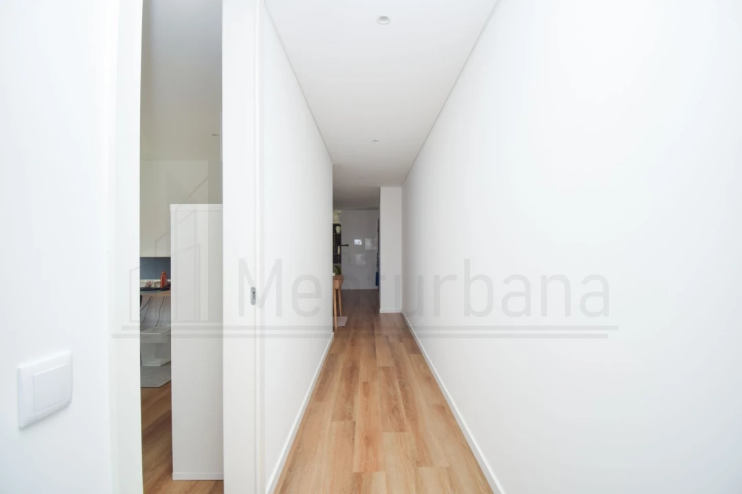 Apartamento T3 para Venda em Carcavelos e Parede Foto 18