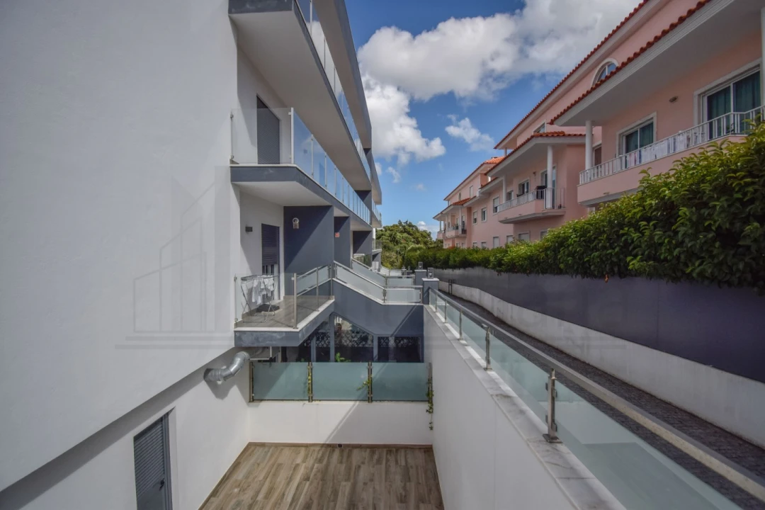 Apartamento T3 para Venda em Carcavelos e Parede Foto 36