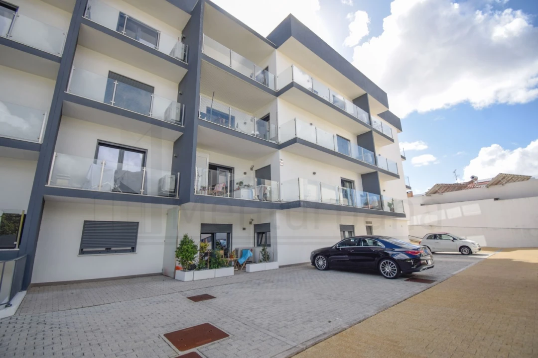 Apartamento T3 para Venda em Carcavelos e Parede Foto 40