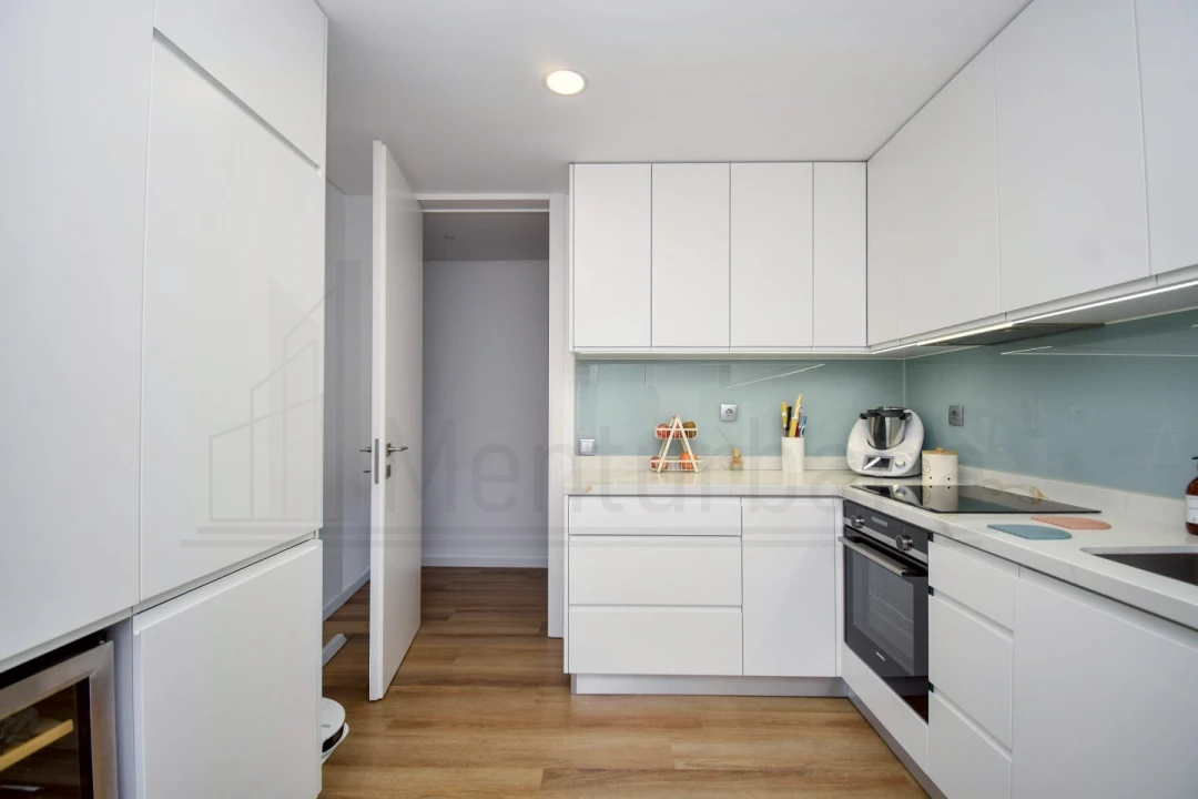 Apartamento T3 para Venda em Carcavelos e Parede Foto 10