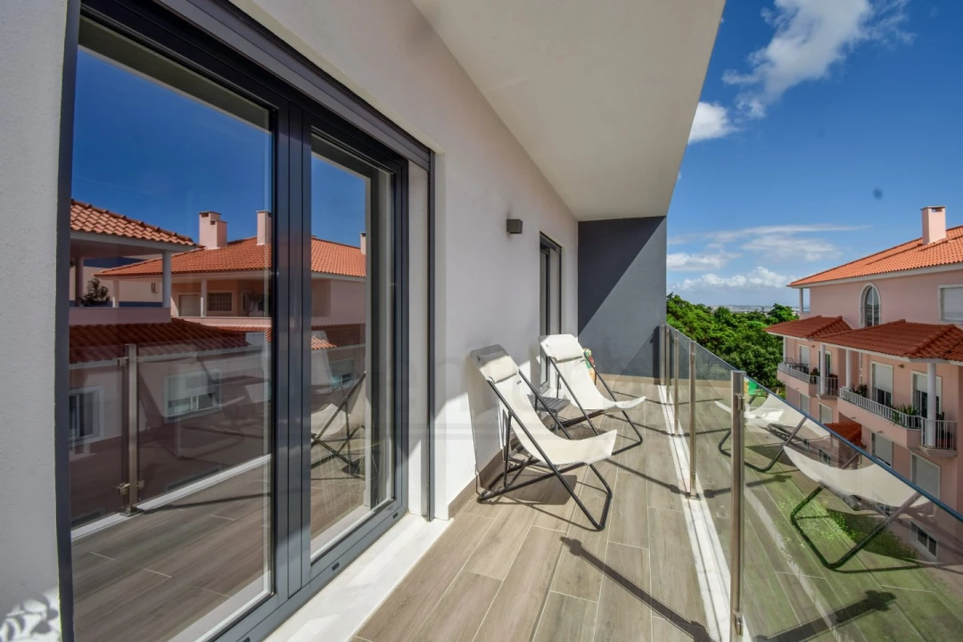 Apartamento T3 para Venda em Carcavelos e Parede Foto 12