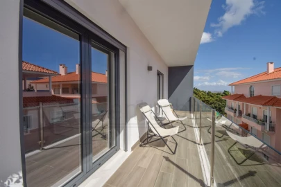 Apartamento T3 para Venda em Carcavelos e Parede