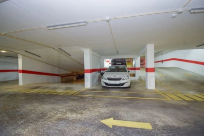 Apartamento T3 para Venda em Carcavelos e Parede