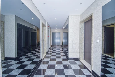 Apartamento T3 para Venda em Carcavelos e Parede