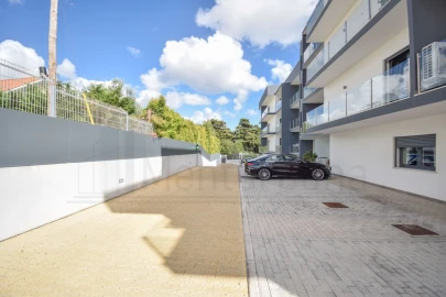 Apartamento T3 para Venda em Carcavelos e Parede
