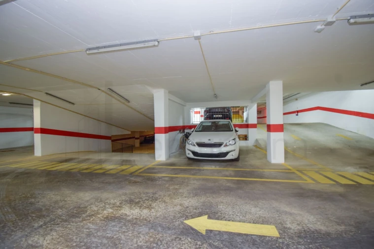 Apartamento T3 para Venda em Carcavelos e Parede Foto 31