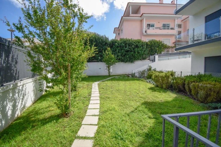 Apartamento T3 para Venda em Carcavelos e Parede Foto 43