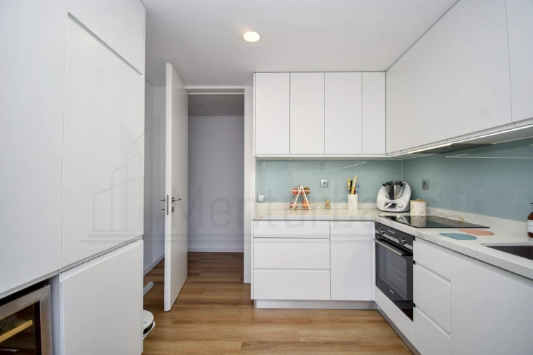 Apartamento T3 para Venda em Carcavelos e Parede Foto 10