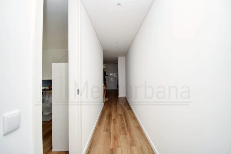 Apartamento T3 para Venda em Carcavelos e Parede Foto 25