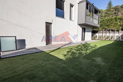 Apartamento T3 para Venda em O. Azeméis, Riba-Ul, Ul, Macinhata Seixa, Madail
