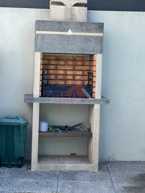 Apartamento T3 para Venda em O. Azeméis, Riba-Ul, Ul, Macinhata Seixa, Madail