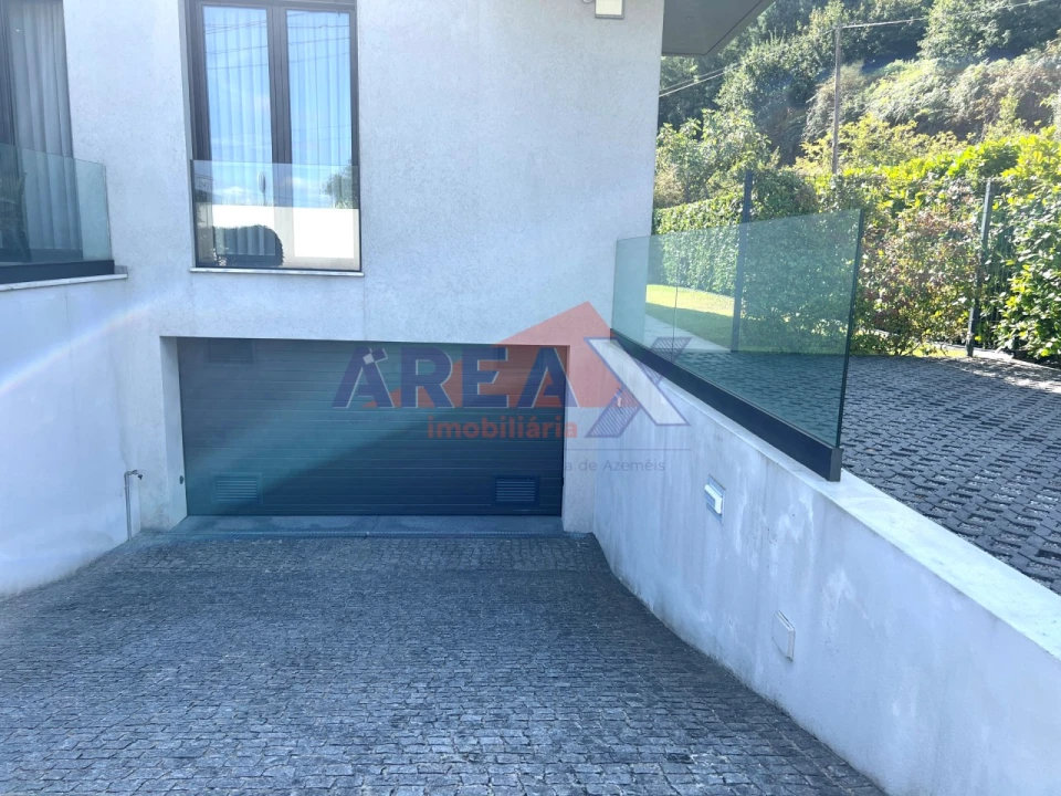 Moradia T3 para Venda em O. Azeméis, Riba-Ul, Ul, Macinhata Seixa, Madail Foto 22