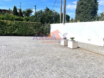 Moradia T3 para Venda em O. Azeméis, Riba-Ul, Ul, Macinhata Seixa, Madail