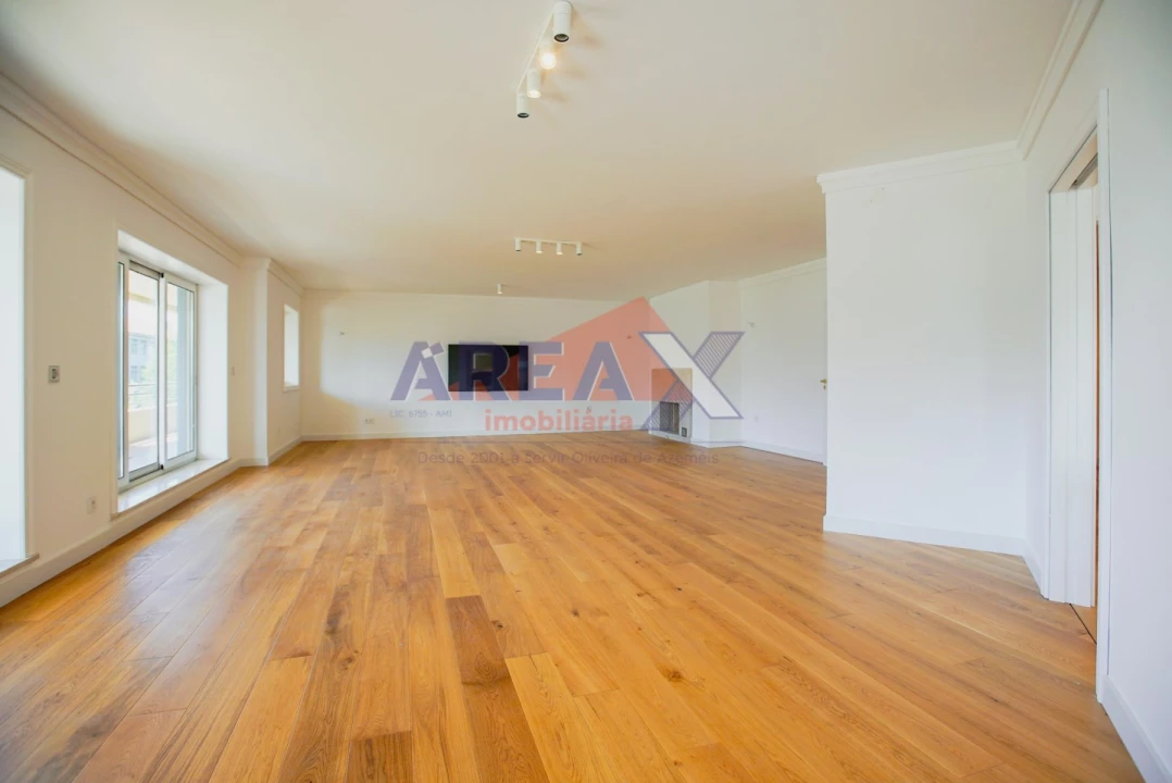 Apartamento T4 para Venda em O. Azeméis, Riba-Ul, Ul, Macinhata Seixa, Madail Foto 21