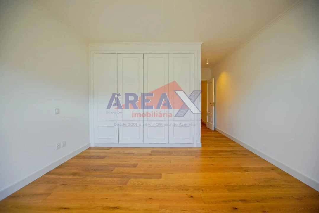 Apartamento T4 para Venda em O. Azeméis, Riba-Ul, Ul, Macinhata Seixa, Madail Foto 36