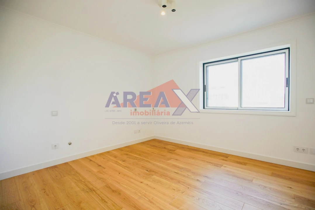 Apartamento T4 para Venda em O. Azeméis, Riba-Ul, Ul, Macinhata Seixa, Madail Foto 38
