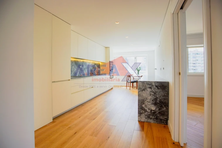 Apartamento T4 para Venda em O. Azeméis, Riba-Ul, Ul, Macinhata Seixa, Madail Foto 7