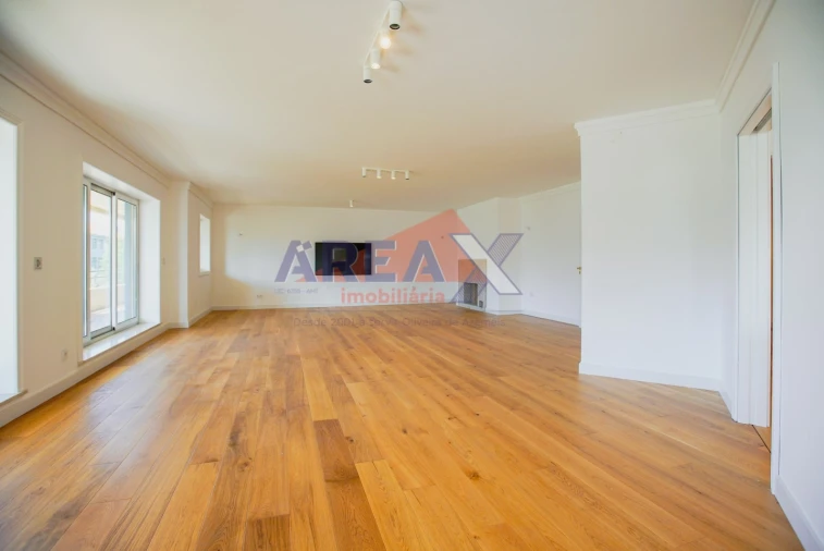 Apartamento T4 para Venda em O. Azeméis, Riba-Ul, Ul, Macinhata Seixa, Madail Foto 21
