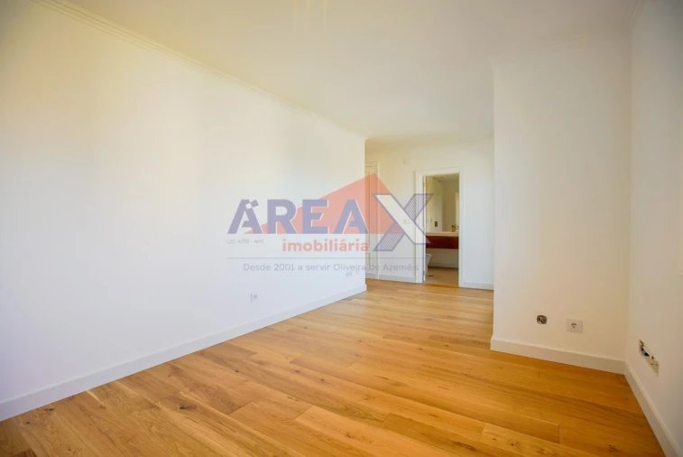 Apartamento T4 para Venda em O. Azeméis, Riba-Ul, Ul, Macinhata Seixa, Madail Foto 27