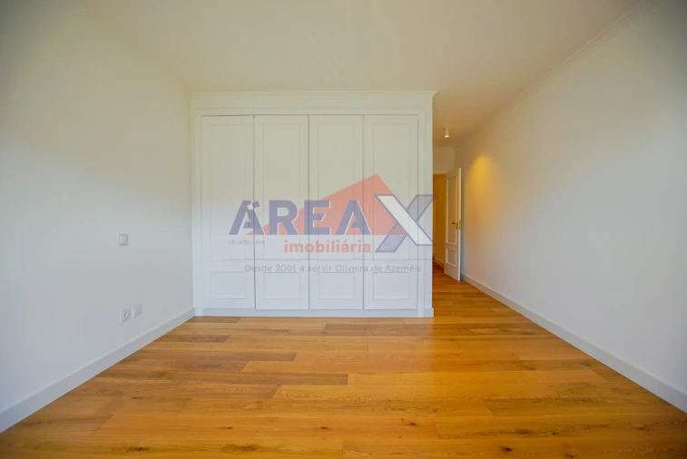 Apartamento T4 para Venda em O. Azeméis, Riba-Ul, Ul, Macinhata Seixa, Madail Foto 36