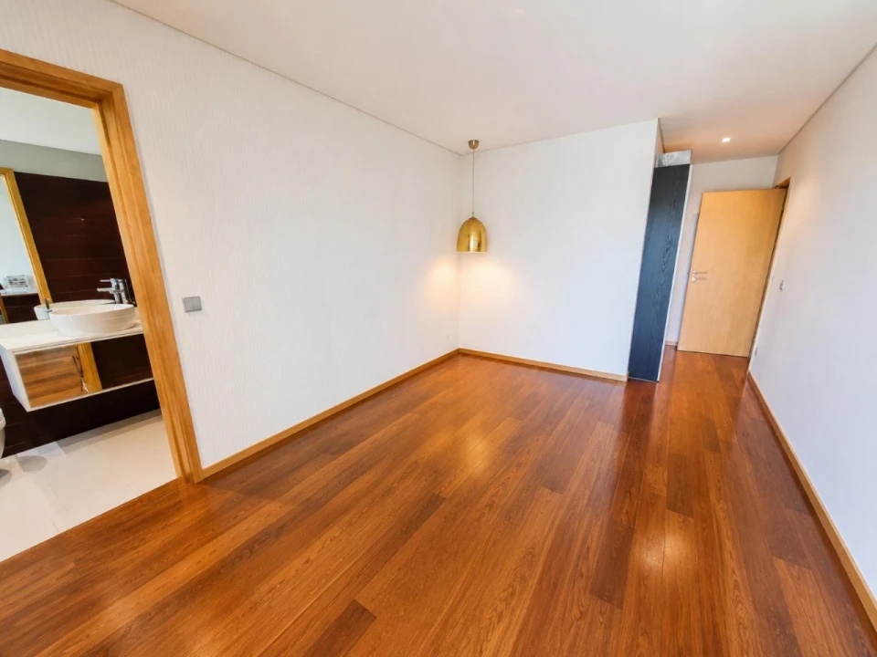 Apartamento T3 para Venda em Glória e Vera Cruz Foto 9