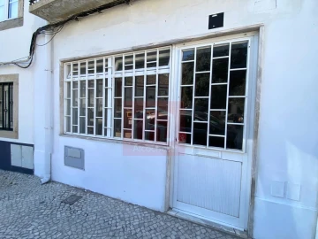 Loja para Arrendamento em Alcochete
