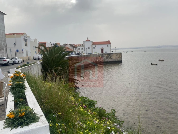 Loja para Arrendamento em Alcochete Foto 14