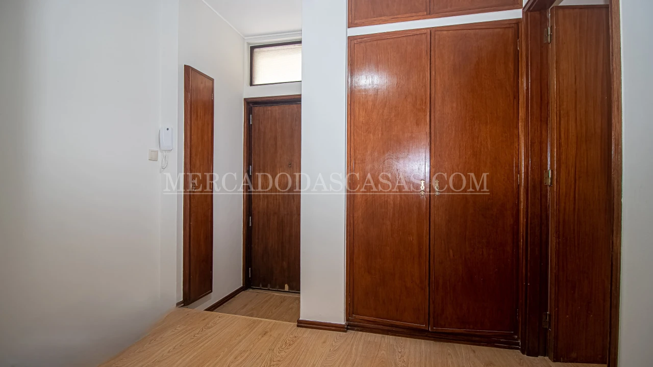 Apartamento T3 para Venda em Espinho Foto 11