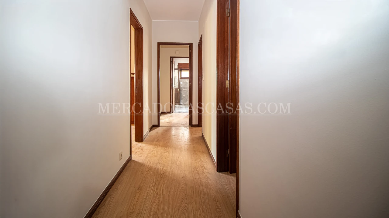 Apartamento T3 para Venda em Espinho Foto 5
