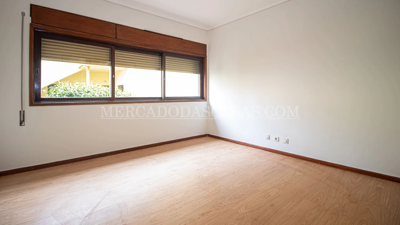 Apartamento T3 para Venda em Espinho Foto 7