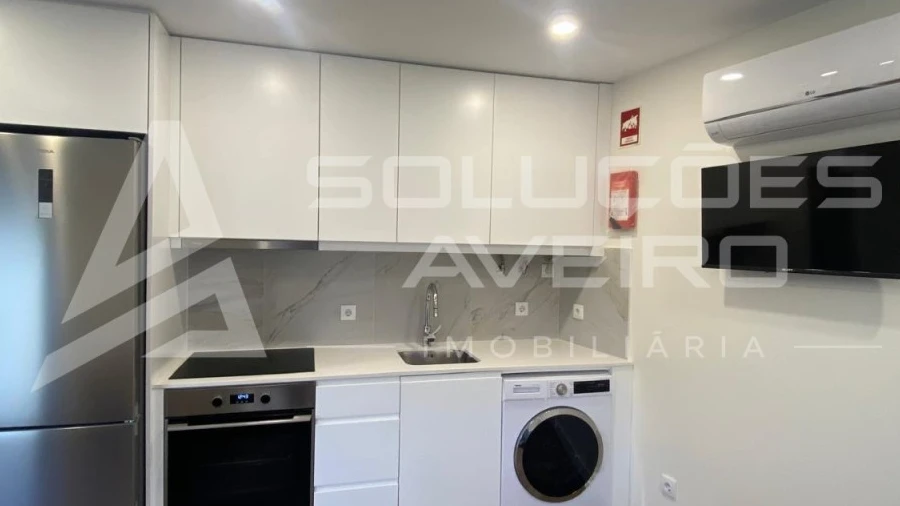 Apartamento T1 para Arrendamento em Glória e Vera Cruz