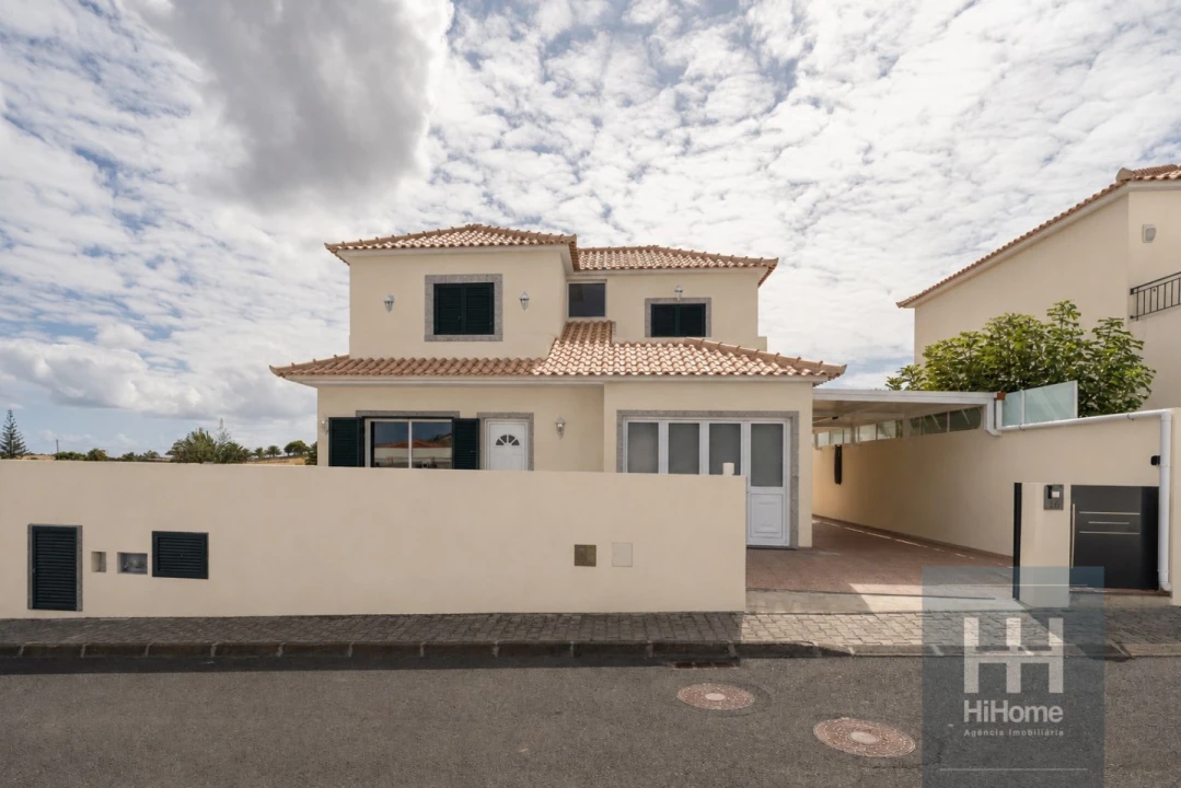 Moradia T3 para Venda em Porto Santo Foto 32
