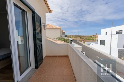 Moradia T3 para Venda em Porto Santo