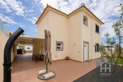Moradia T3 para Venda em Porto Santo