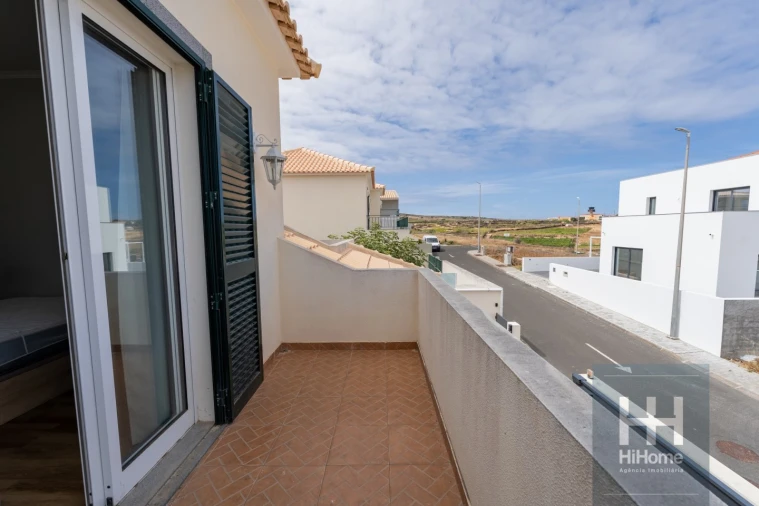 Moradia T3 para Venda em Porto Santo Foto 15