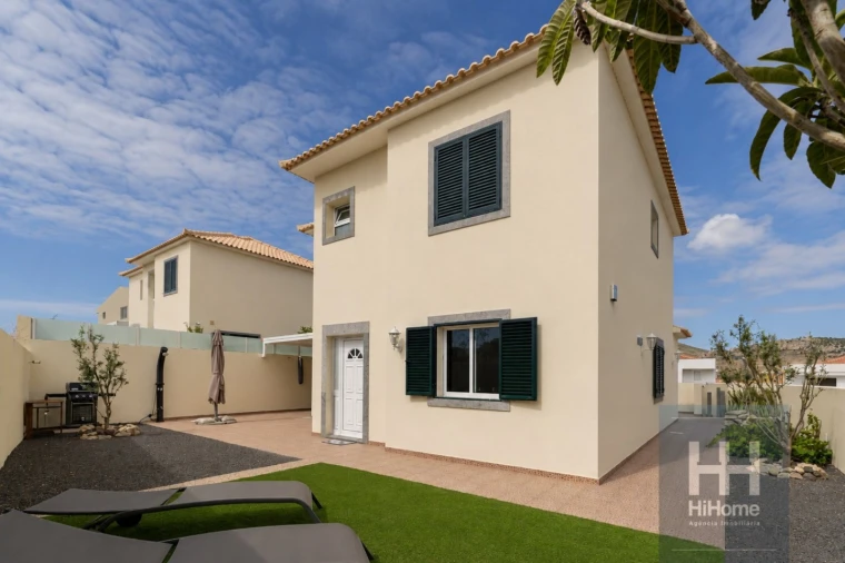 Moradia T3 para Venda em Porto Santo Foto 35