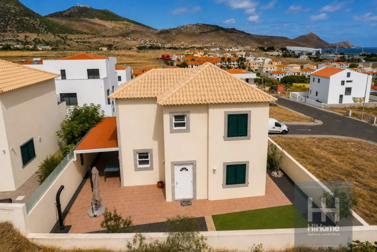Moradia T3 para Venda em Porto Santo Foto 40